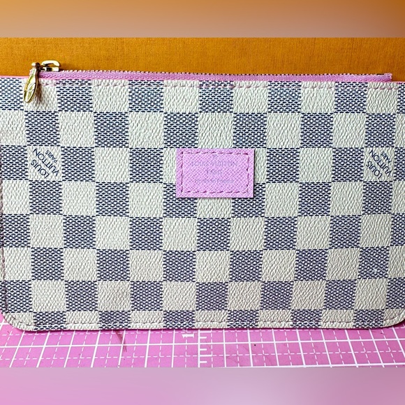 💗 Damier Azure Pink Pochette Leather Wristlet Pouch bag - Picture 12 of 15